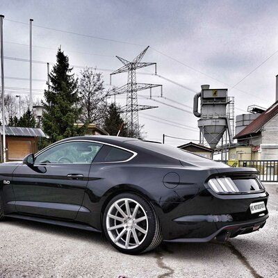 Ford Mustang mit Corspeed DeVille Silver Brushed | © Corspeed Sportswheels